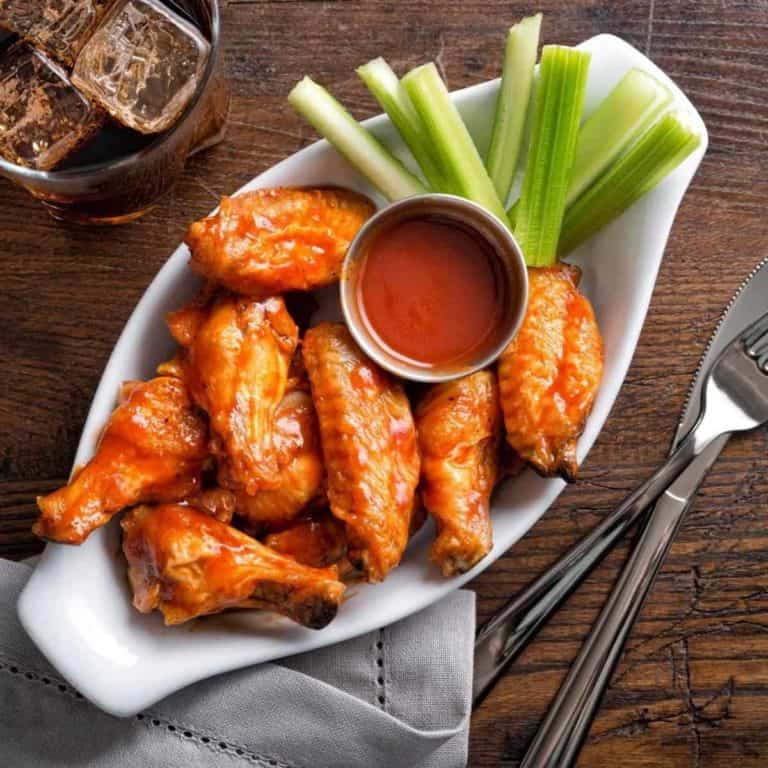 Best Way to Reheat Wings – Your Four Quick and Easy Ways