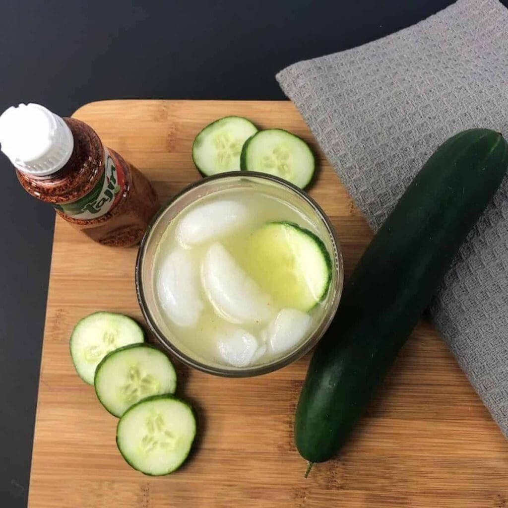 How to Make Cucumber Water