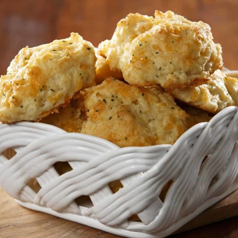 Cheesy Garlic Biscuits Copycat Recipe
