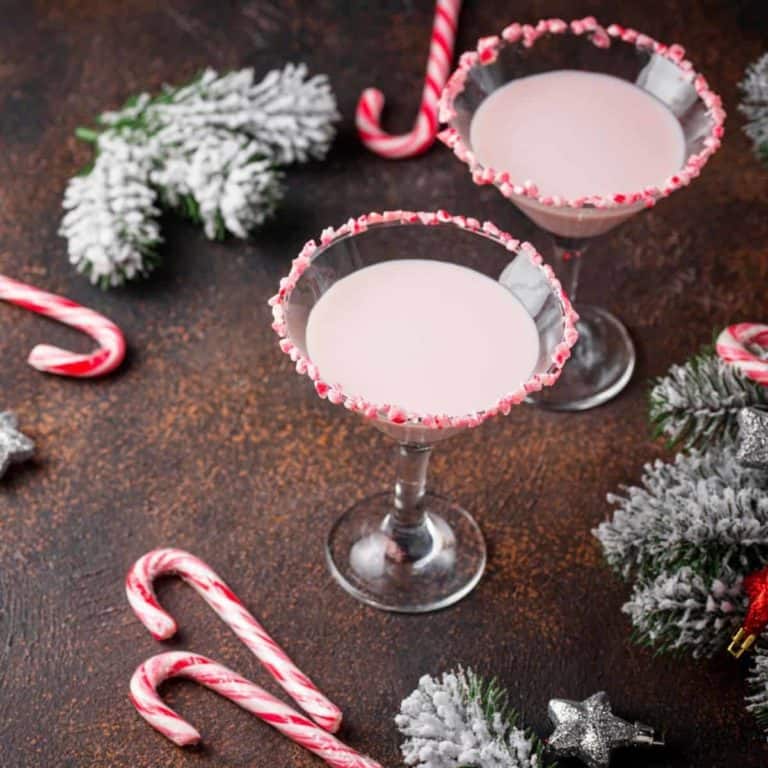 How to Make Festively Delicious Peppermint Martinis