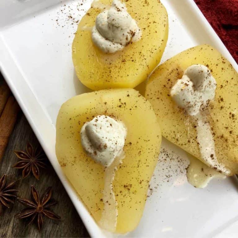 How To Make Delicious And Quick Poached Pears