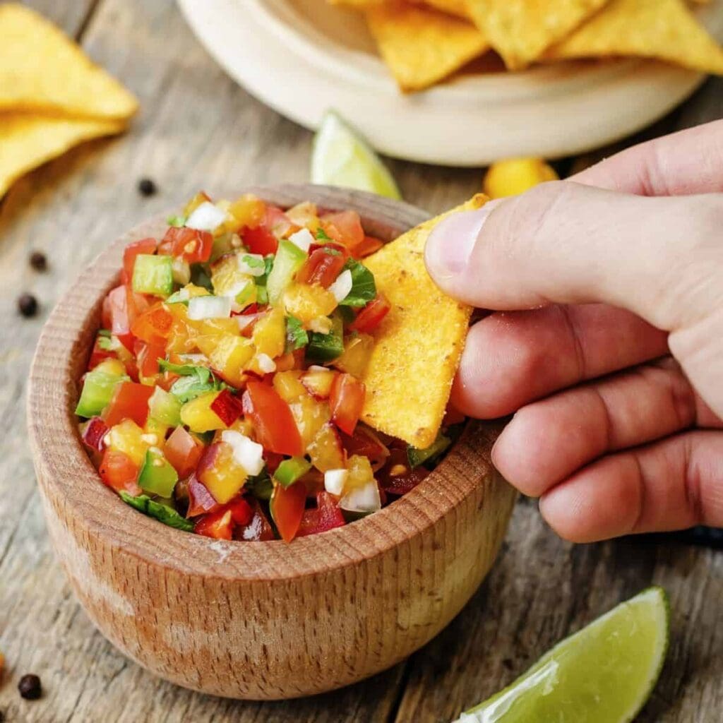 How To Make Quick And Easy Delicious Peach Salsa