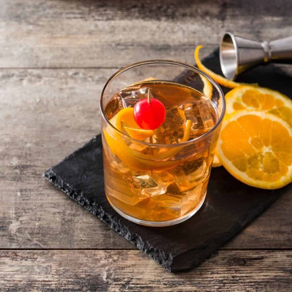How to Make an Old Fashioned in Two Minutes