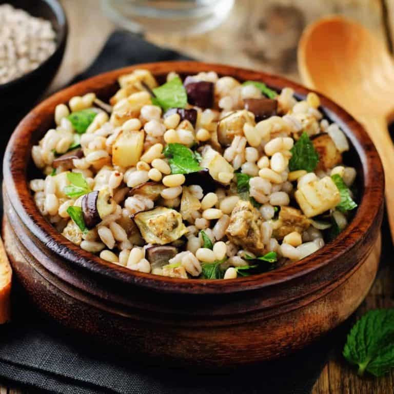 Chewy, Hearty Farro: What’s The Gain in this Grain?