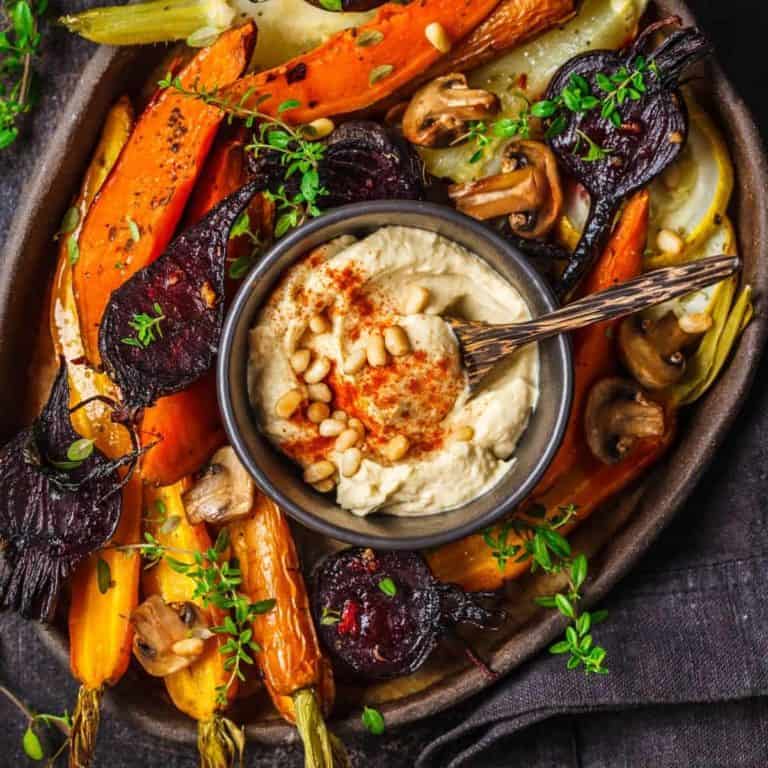 What to eat with hummus: 10 delicious ideas