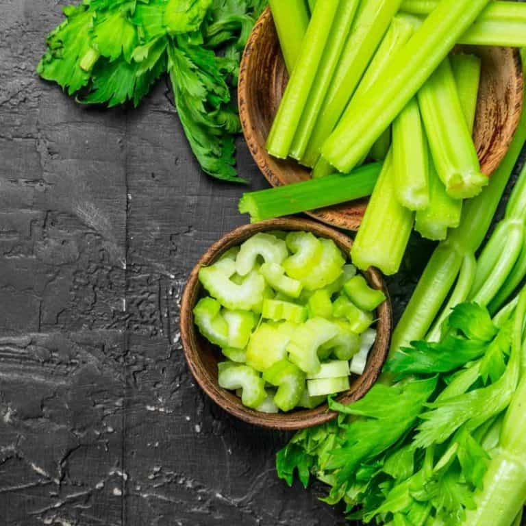 How to Freeze Celery (Step-by-Step)