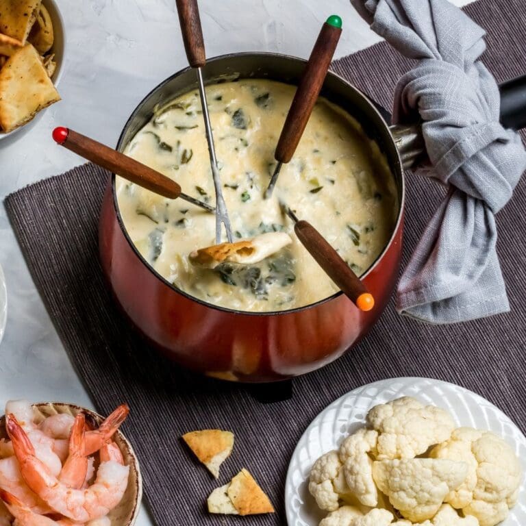 What To Dip In Cheese Fondue (31 Unique Ideas To Try)