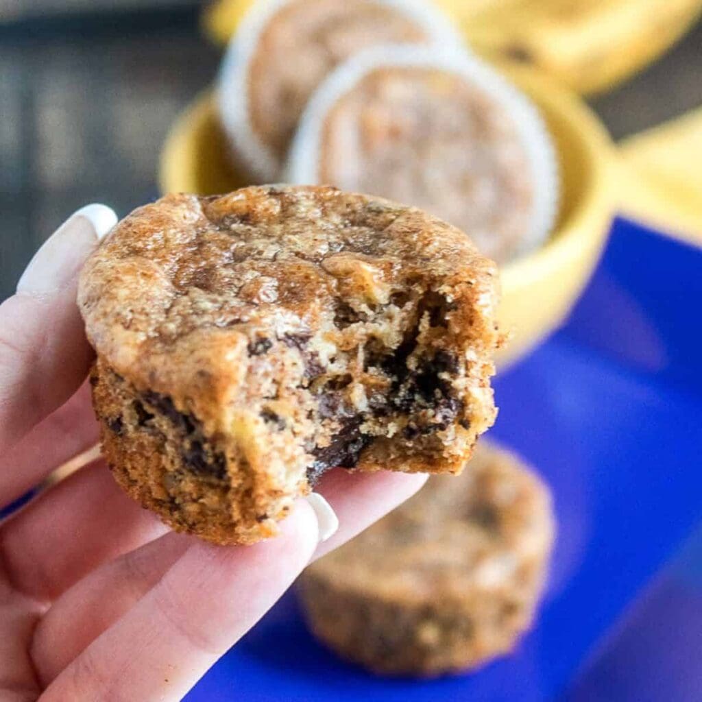 Banana-Chocolate Chip Muffins Recipe