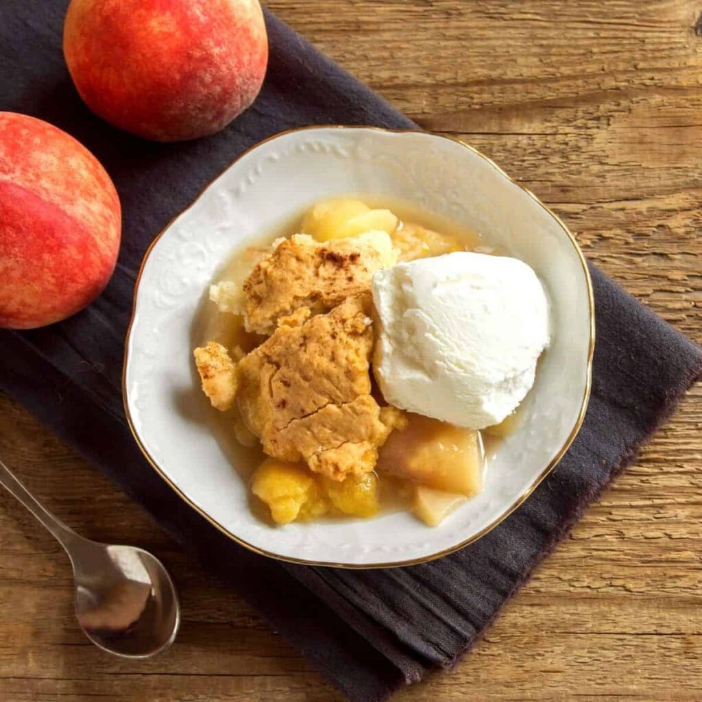 Homemade Peach Cobbler Recipe