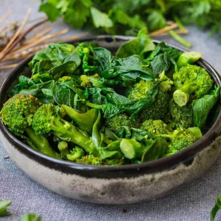 How to sauté broccoli (3 ingredients)
