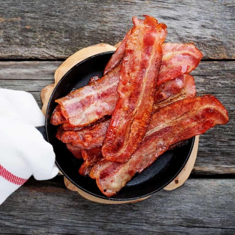 How to Reheat Bacon (Keep it Crispy)