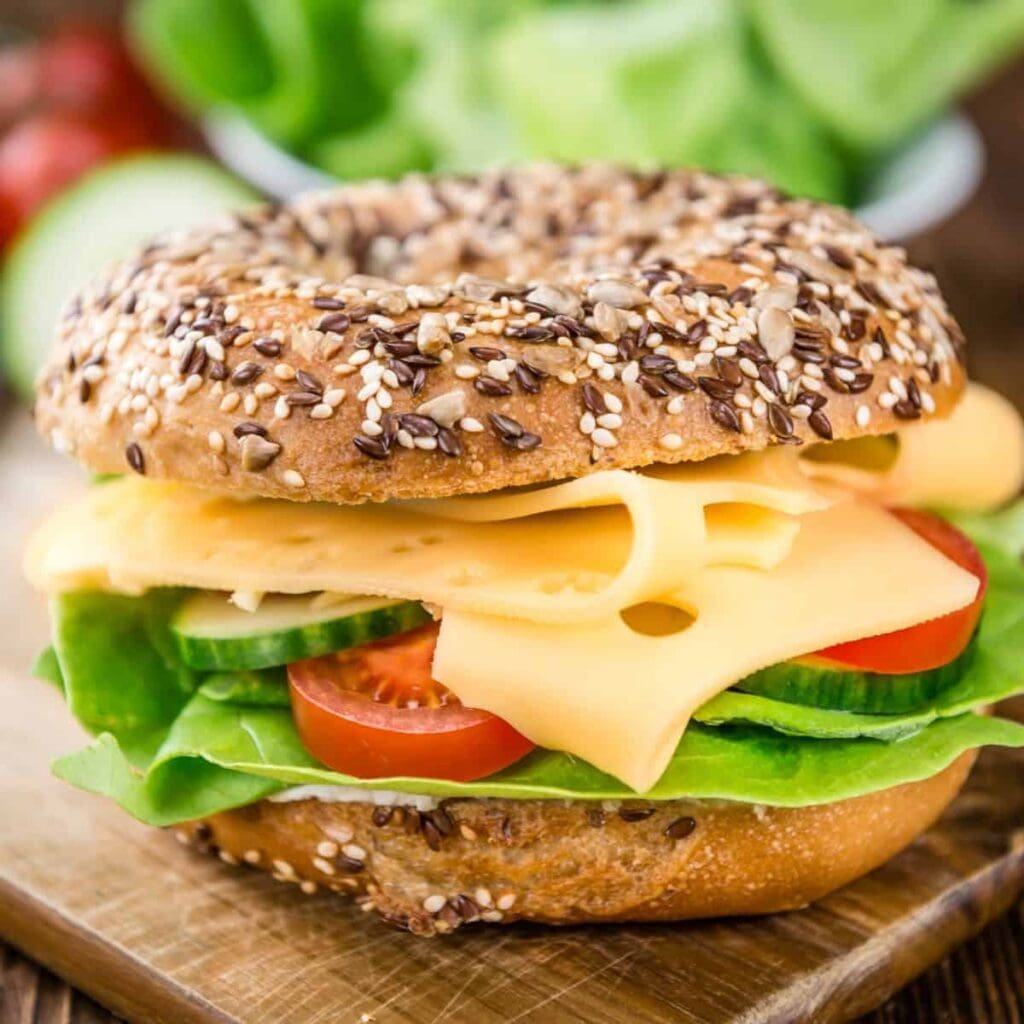 What does gouda cheese taste like?