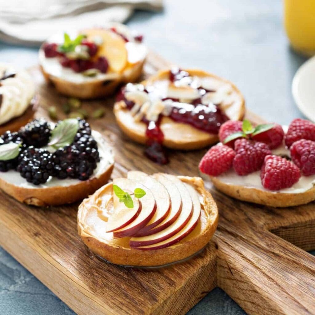 Bagel topping ideas – 9 fresh and nifty toppings for bagels