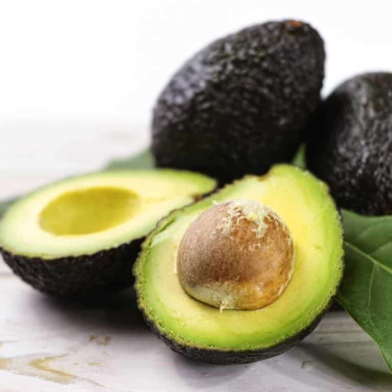 What does avocado taste like?