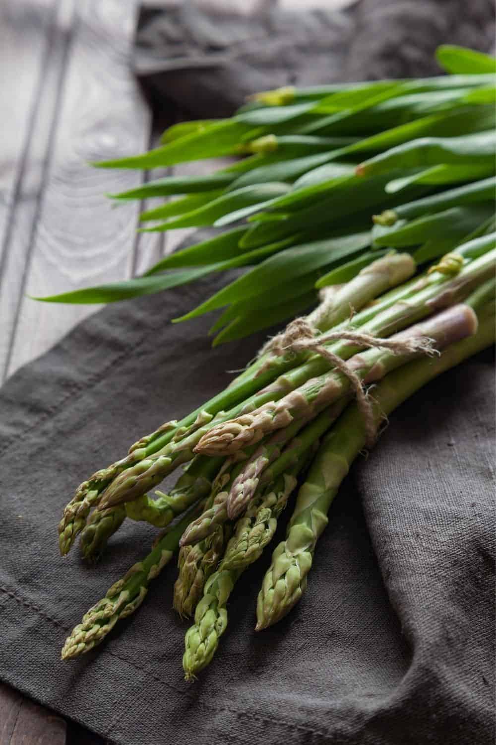 how-to-tell-if-asparagus-is-bad-CO970-Pin-4