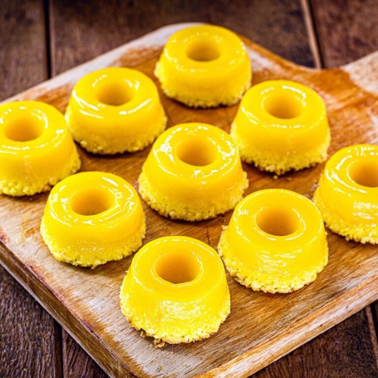 39 Foods That Start With Q (Desserts, Fruits & More!)
