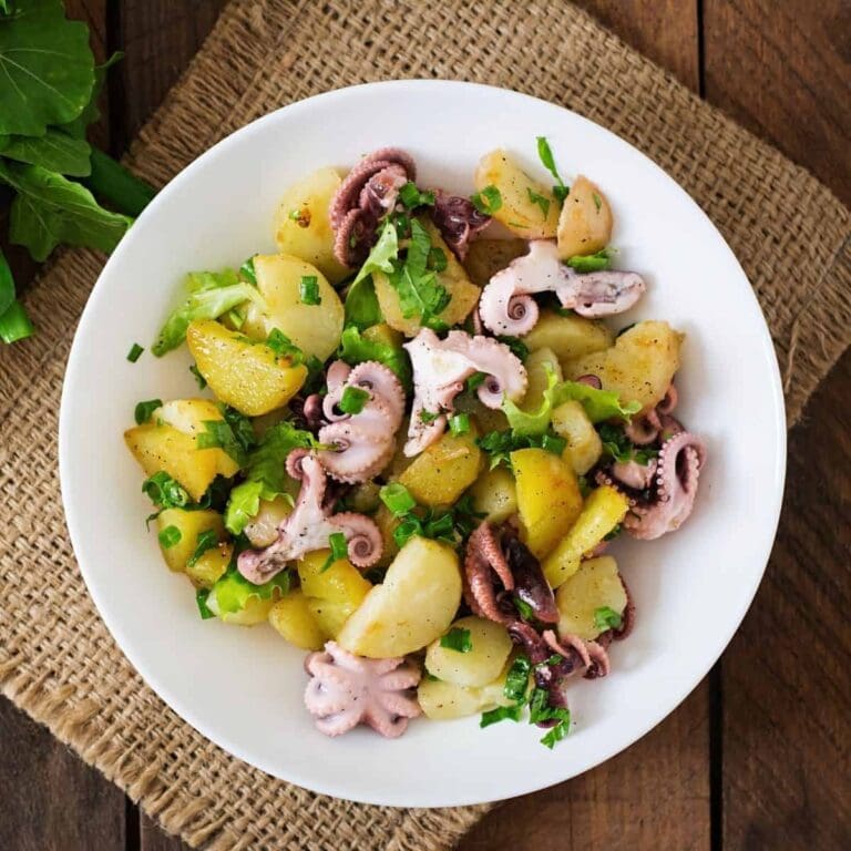 All Ye Kitchen-Weary, Come Get Inspo For What To Eat With Potato Salad!