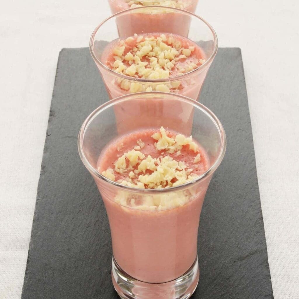 14 No-Fuss Pudding Shot Recipes To Complete Your Celebration!