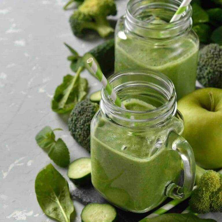 13 Vegetable Smoothie Recipes When You Want A Snack That Makes A Difference!