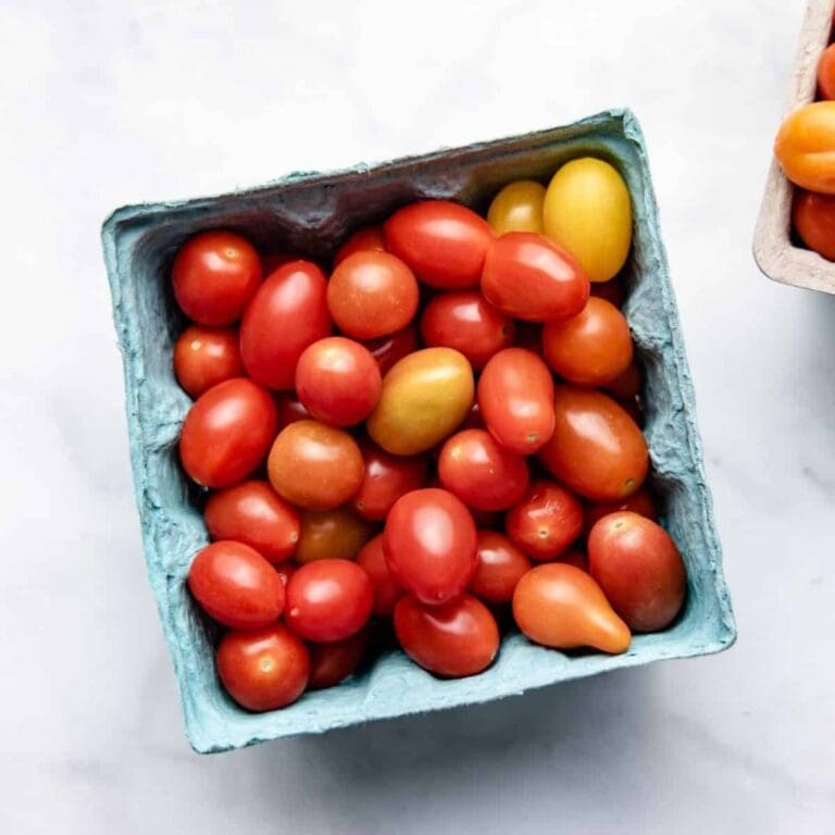 What Are Heirloom Tomatoes?
