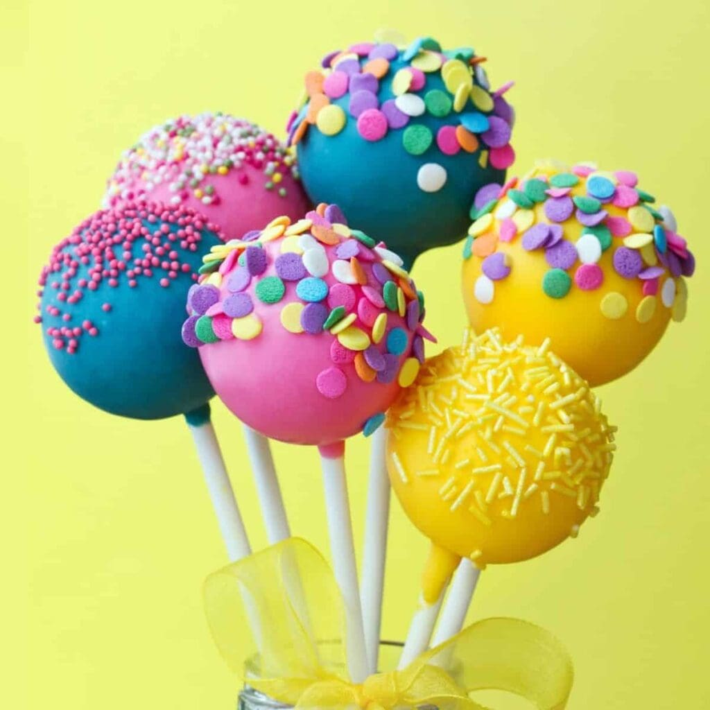 17 Cutest Cake Pop Recipes for Easter and Beyond