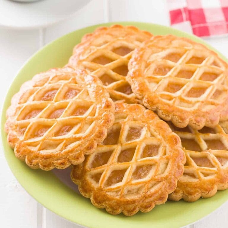 Baking Goodness: 27 Delish Fall Cookie Recipes You Can Recreate!