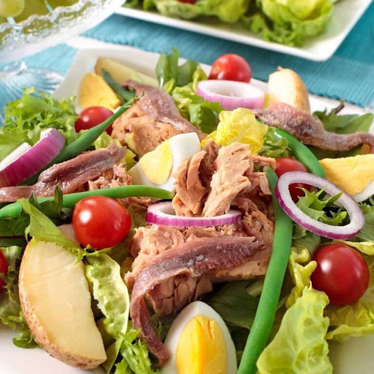 15 Canned Salmon Recipes: Canned Fish That’s Not Tuna 🐟