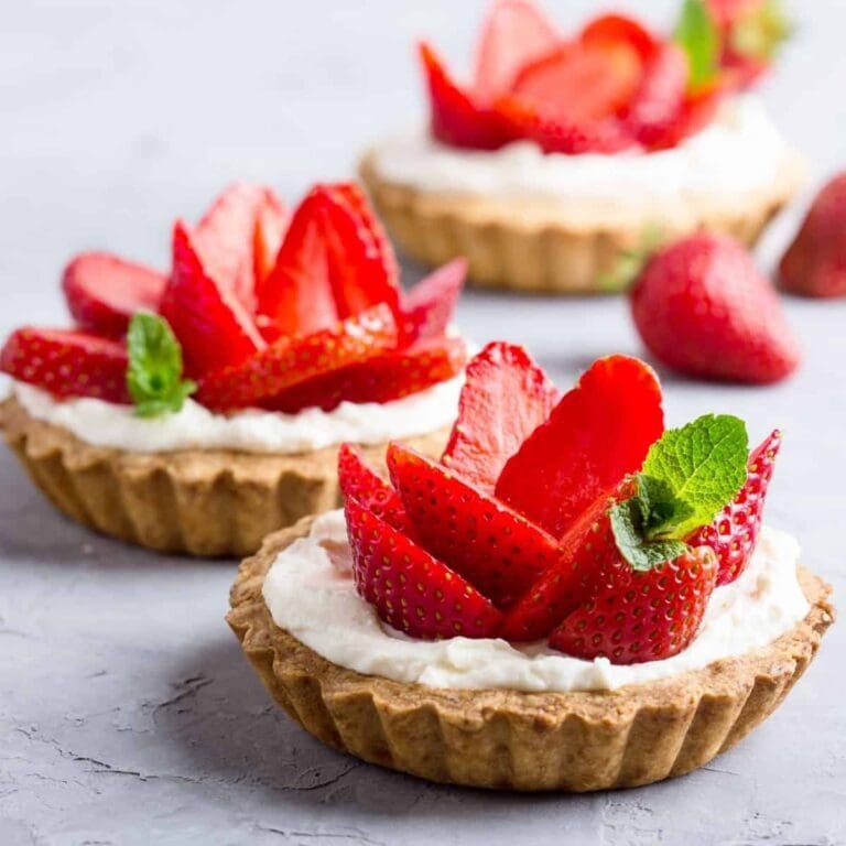 25 Strawberry Desserts 🍓 Simply Irresistible Sweet Treats 🍰