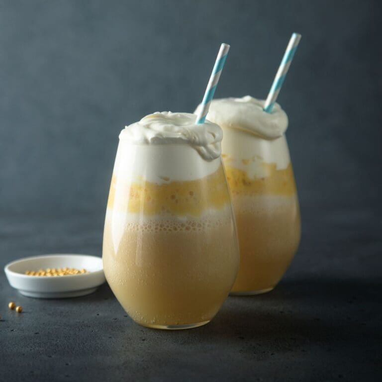 25 BEST Ginger Beer Cocktails: Crisp & Refreshing!