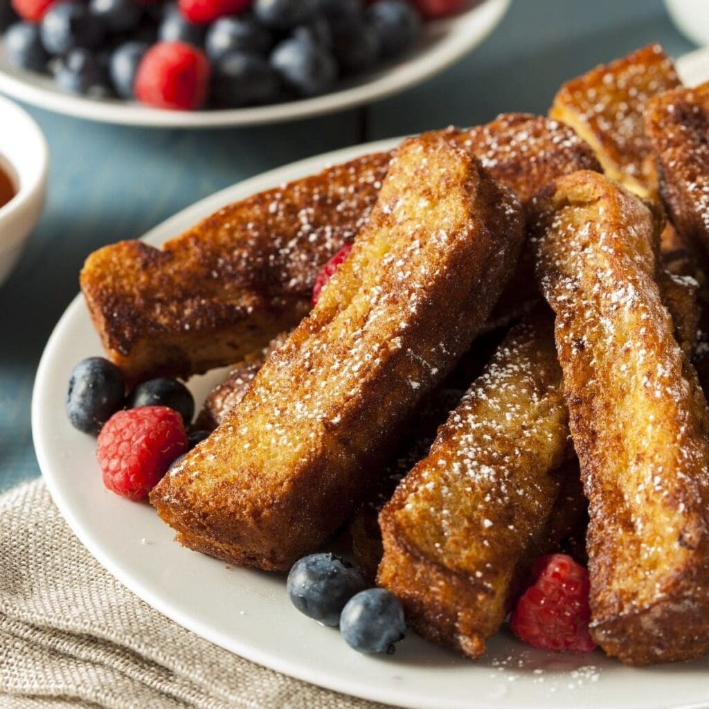 30 Amazing Breakfast Ideas For Mother’s Day She’s Going To Love! ❤️