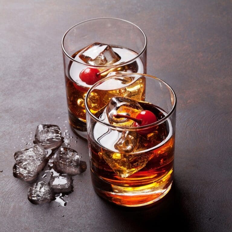 The Best 19 Vermouth Cocktails: Unforgettable Classic Drinks🍸