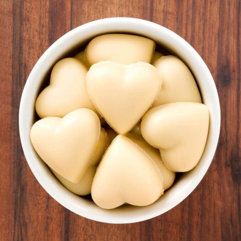 What Is White Chocolate? Here’s The BEST FAQ For Origin, How-To-Make, Taste & More!