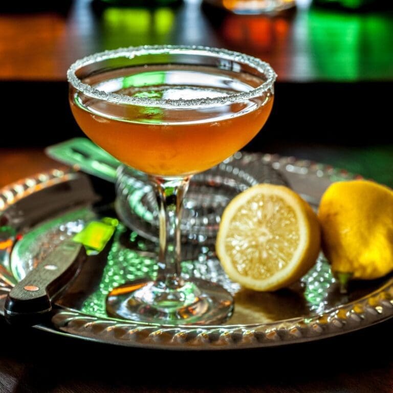 13 Greek Cocktails That Will Make You Feel Like You’re On Vacation