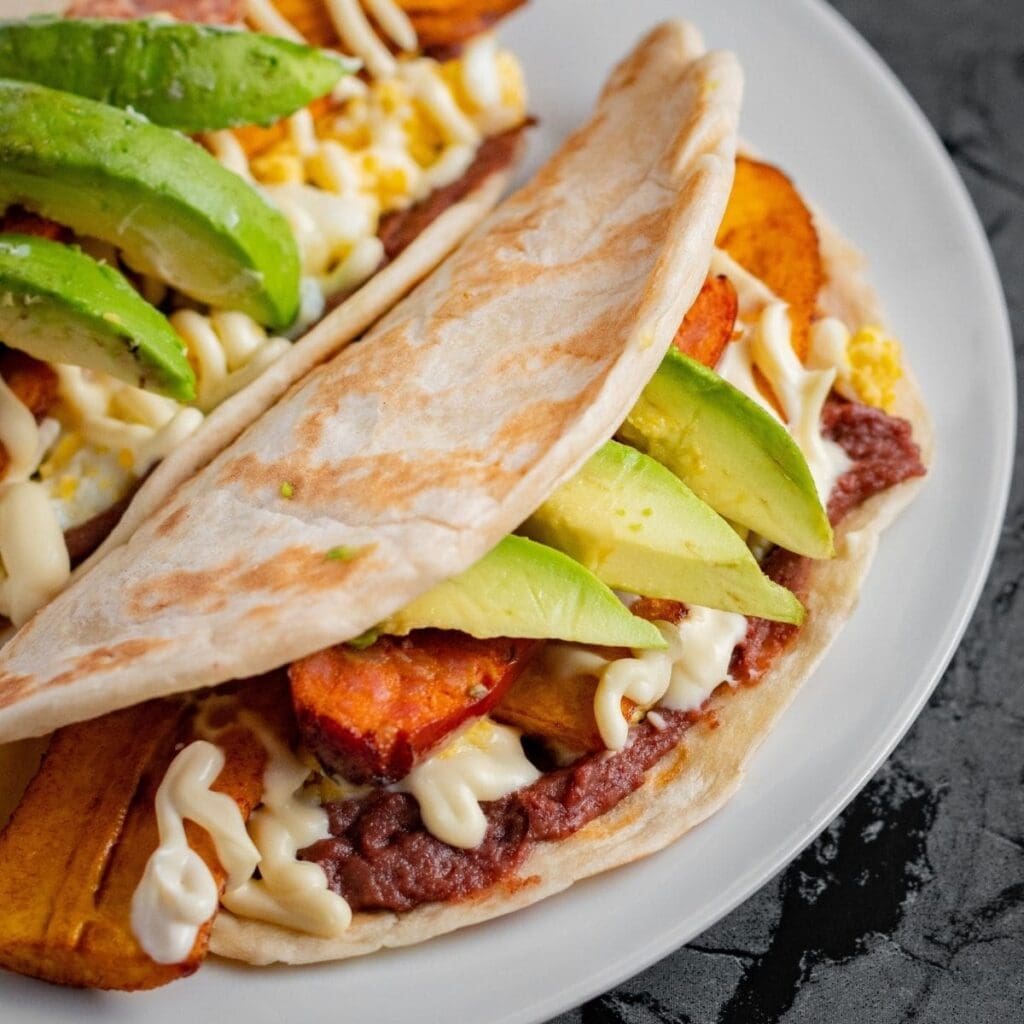 27 BEST Honduran Foods: Delicious Authentic Latin Recipes🍴
