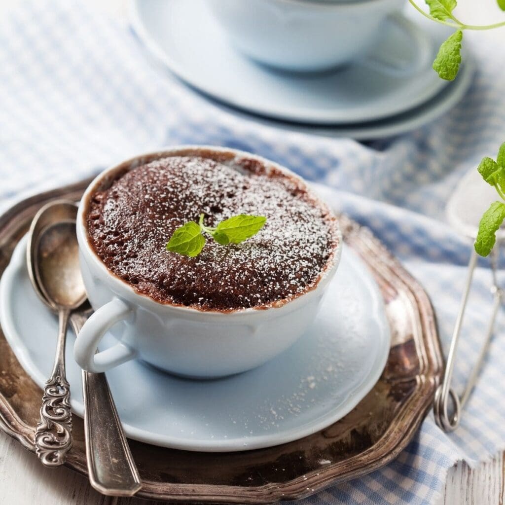 Top 21 BEST Keto Cakes To Indulge That Sweet Tooth