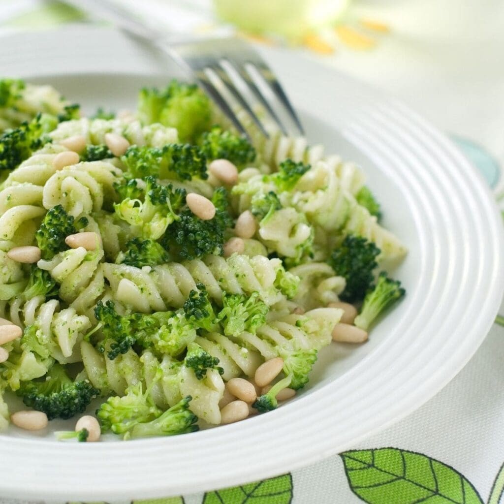 30 Best Pasta Side Dishes: From Pasta Salads To Pasta Soups🍝