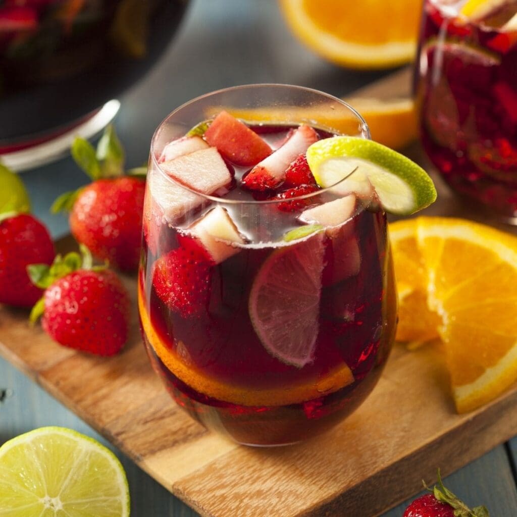 15 BEST Spanish Cocktails You Will Enjoy At Home