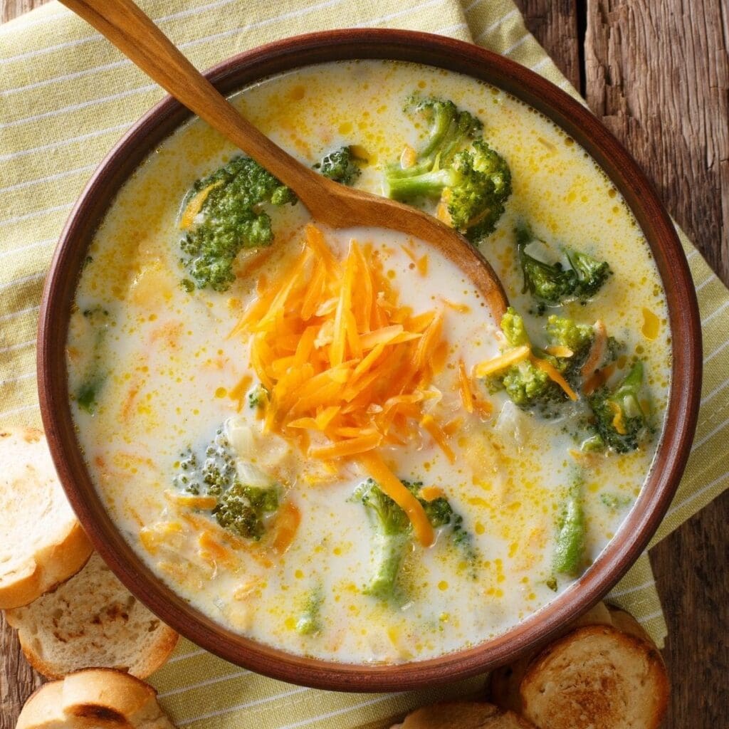 29 BEST Vegetarian Soups: Easy, Tasty, Hearty, Soups Here! 🍲