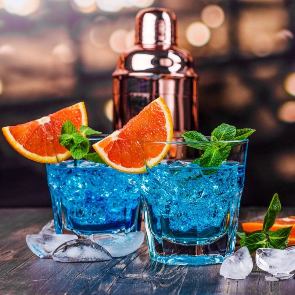 🔷 23 BEST Blue Cocktails: From Tiffany Blue To Royal Blue Drinks! 🔷