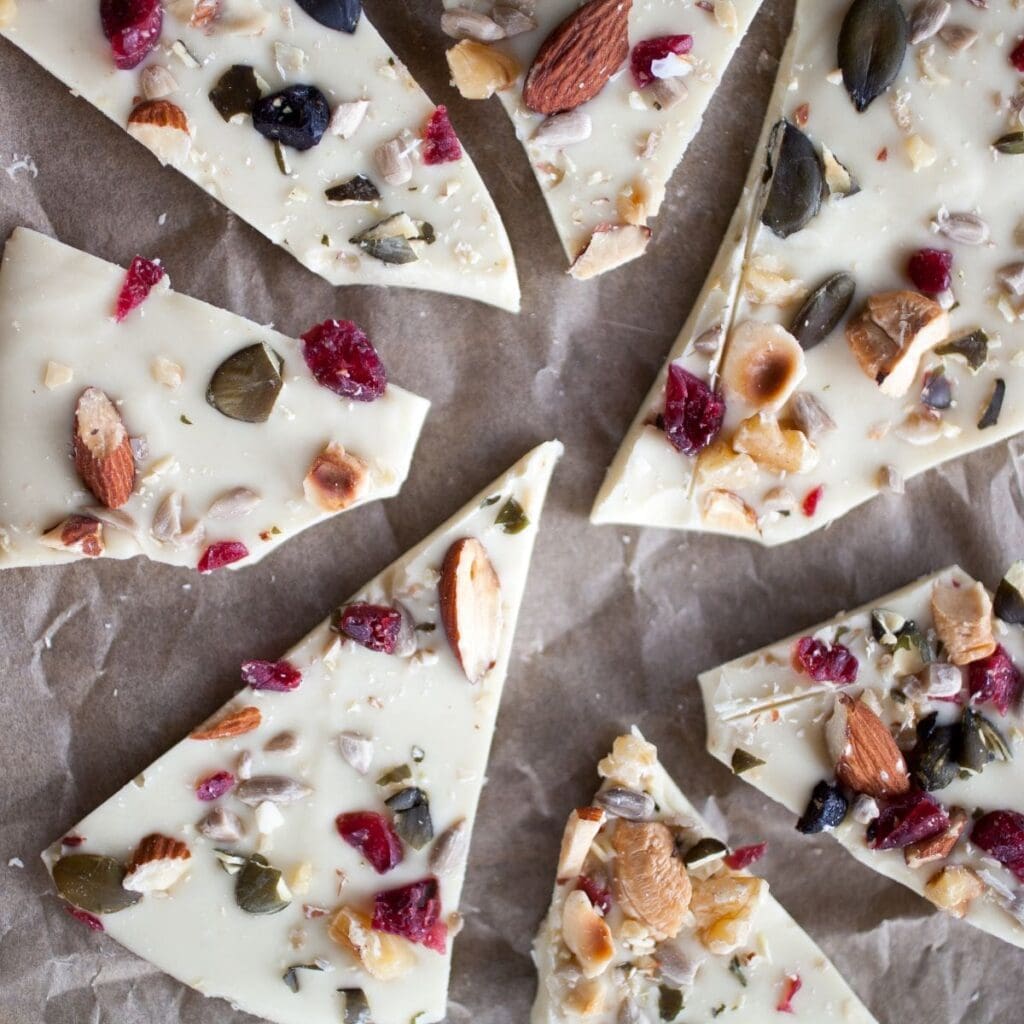🍫11 BEST Chocolate Bark Recipes To Captivate Your Sweet Tooth!🍫