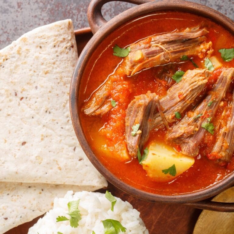 🍴 30 BEST Guatemalan Foods That Exhibit Guatemala’s Taste!🍴