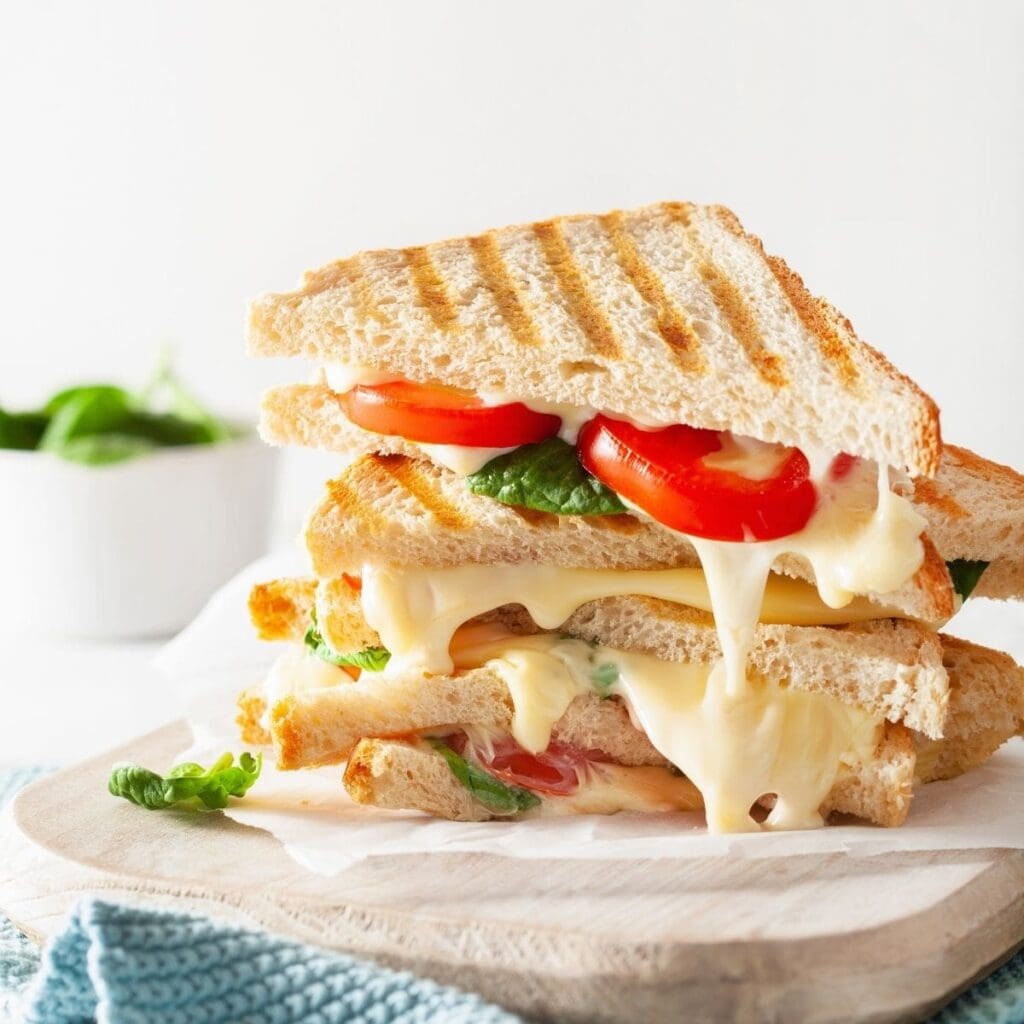 Muenster: The Good Melting Cheese | FAQ 🫕