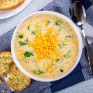 What To Serve With Broccoli Cheese Soup