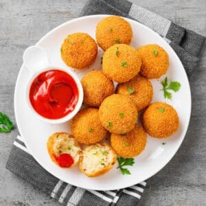 What to Serve With Arancini Balls