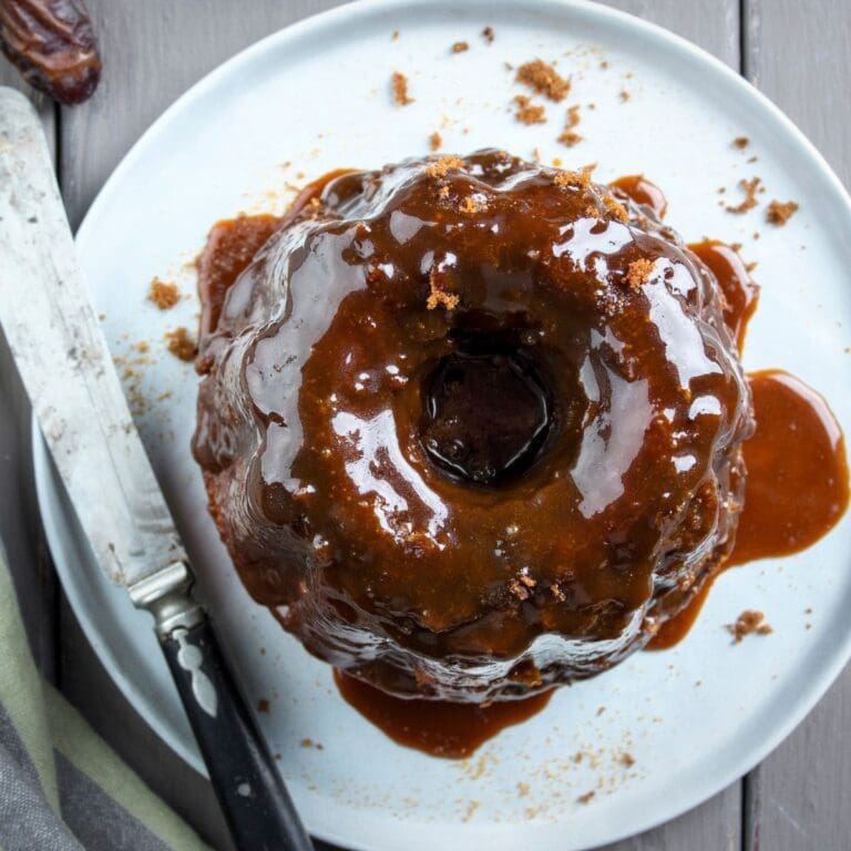 🍰 42 EASY Instant Pot Desserts: Spectacular Desserts In A Flash! 🍰