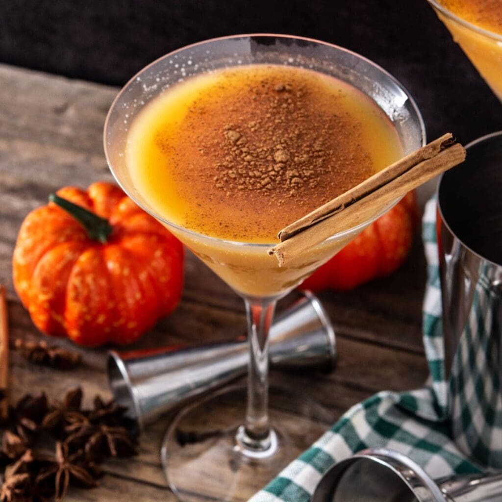Welcome, Great Pumpkin! 🍸 21 BEST Pumpkin Cocktails