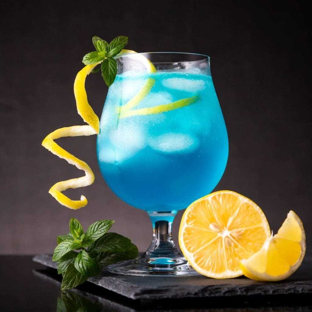 21 BEST Cocktails Made With Sprite Soda