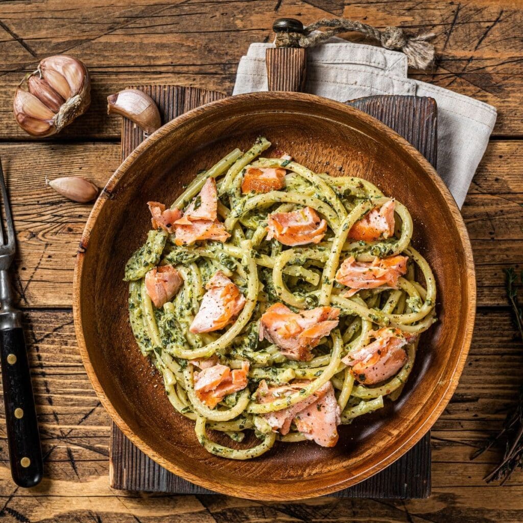 25 Best Bucatini Pasta Recipes To Make For Dinner 🍝