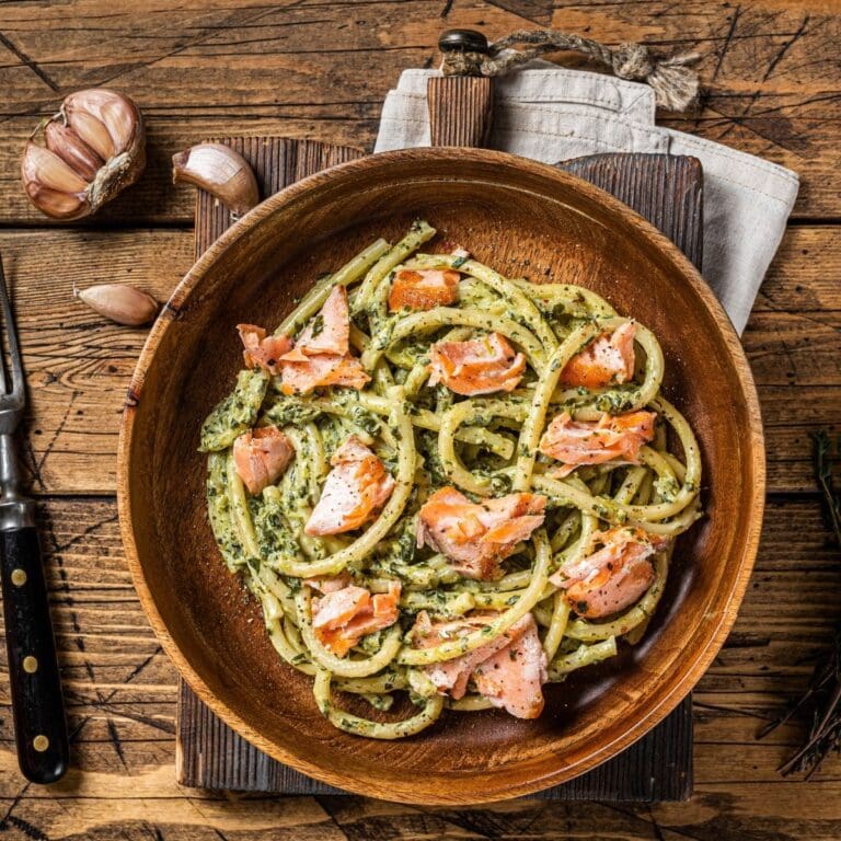 25 Best Bucatini Pasta Recipes To Make For Dinner 🍝