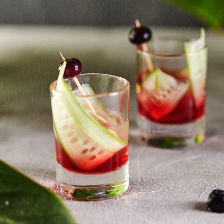 12 Easy Cucumber Vodka Recipes